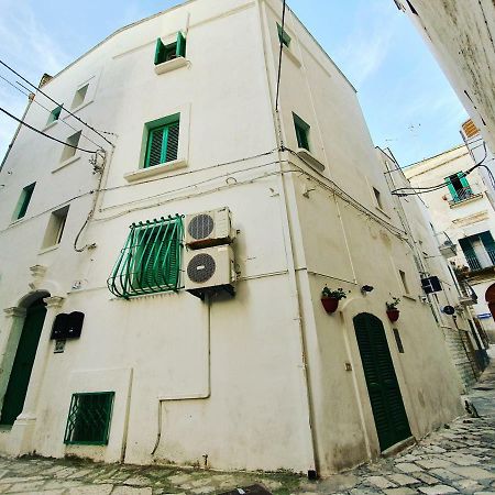 Appartamento Nel Chiasso. Monopoli Bagian luar foto